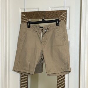 American Eagle Outfitters Tan Bermuda Shorts Classic Style
